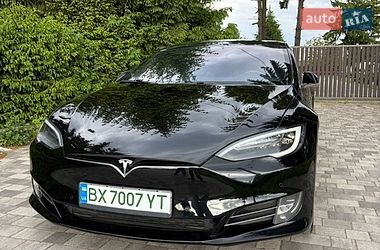 Лифтбек Tesla Model S 2018 в Староконстантинове