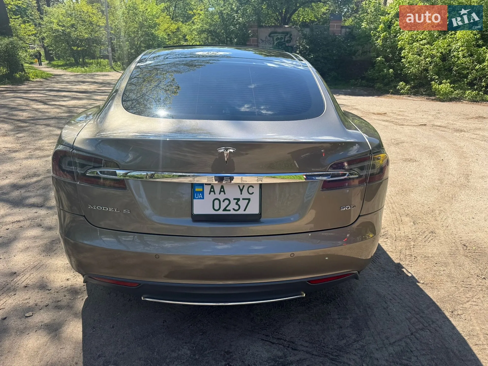2015 Tesla Model S - мініатюра 9