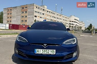Лифтбек Tesla Model S 2019 в Броварах
