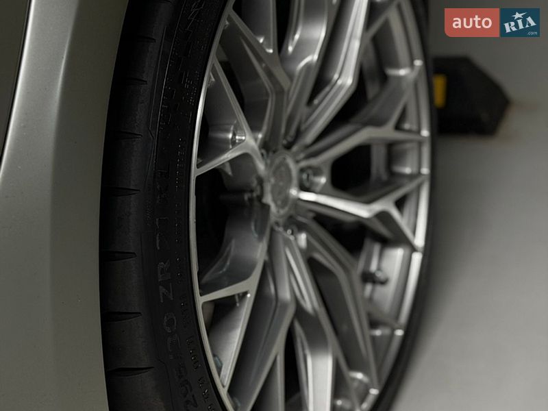 Лифтбек Tesla Model S 2021 в Одессе