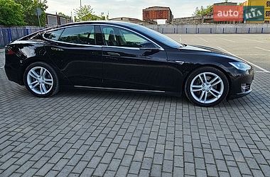 Лифтбек Tesla Model S 2013 в Тернополе