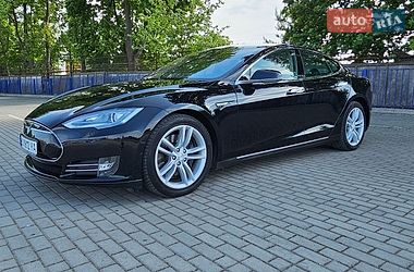 Лифтбек Tesla Model S 2013 в Тернополе