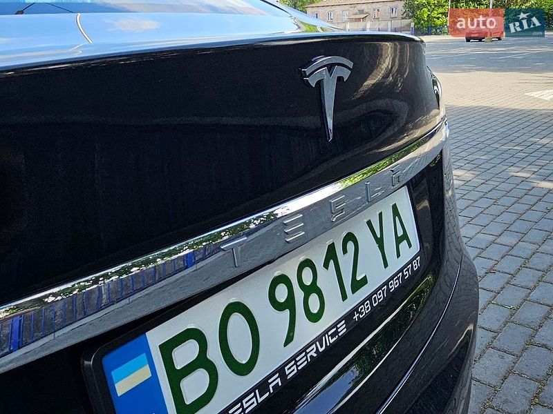 Лифтбек Tesla Model S 2013 в Тернополе