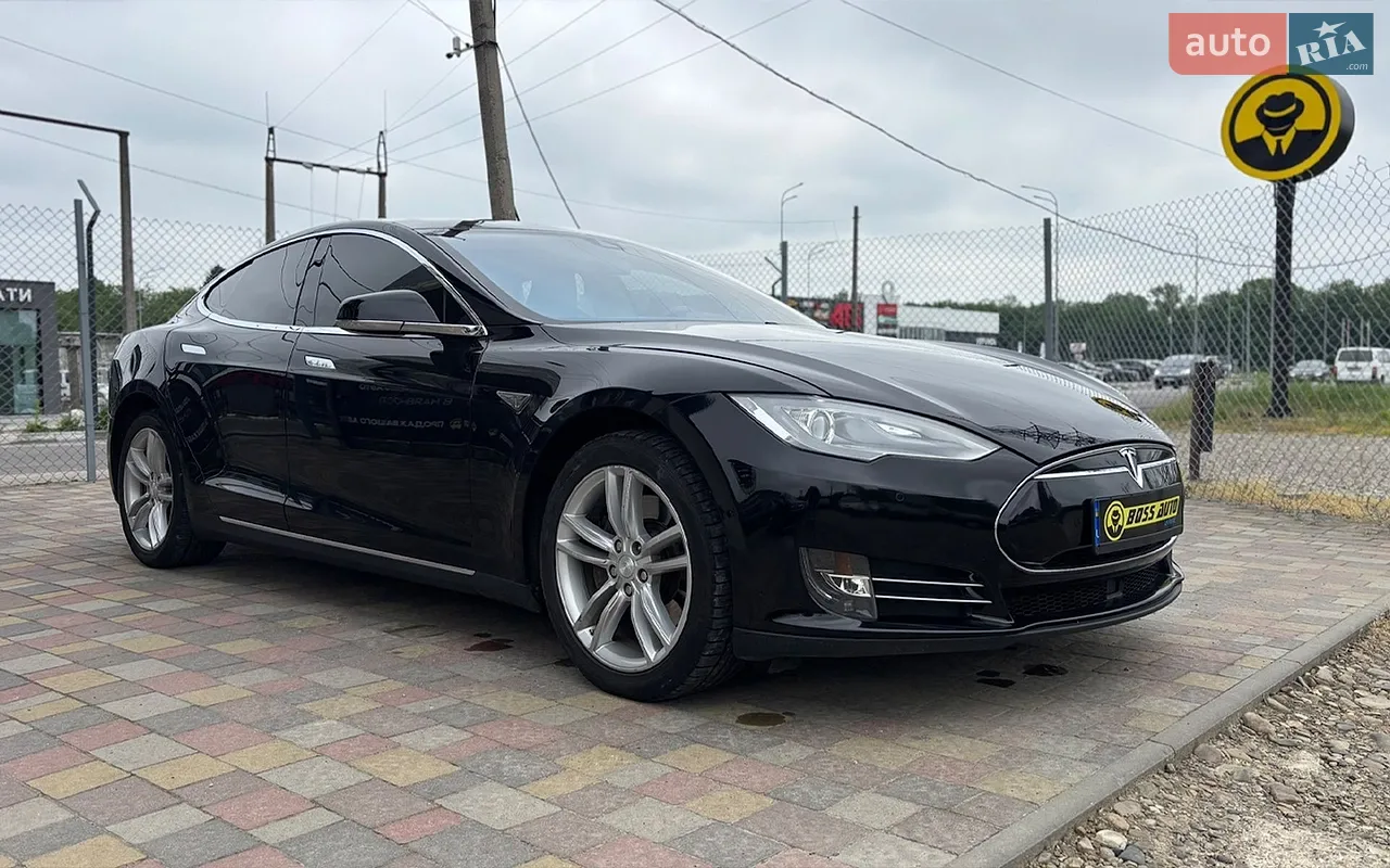 2014 Tesla Model S - мініатюра 24
