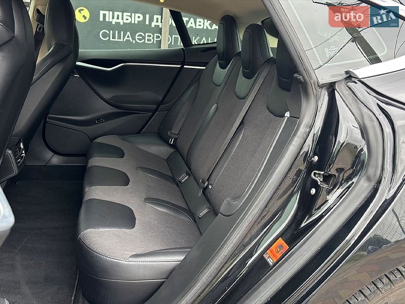 Ліфтбек Tesla Model S 2015 в Стрию фото 18 Ліфтбек Tesla Model S 2015 в Стрию