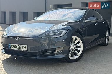 Лифтбек Tesla Model S 2019 в Тернополе