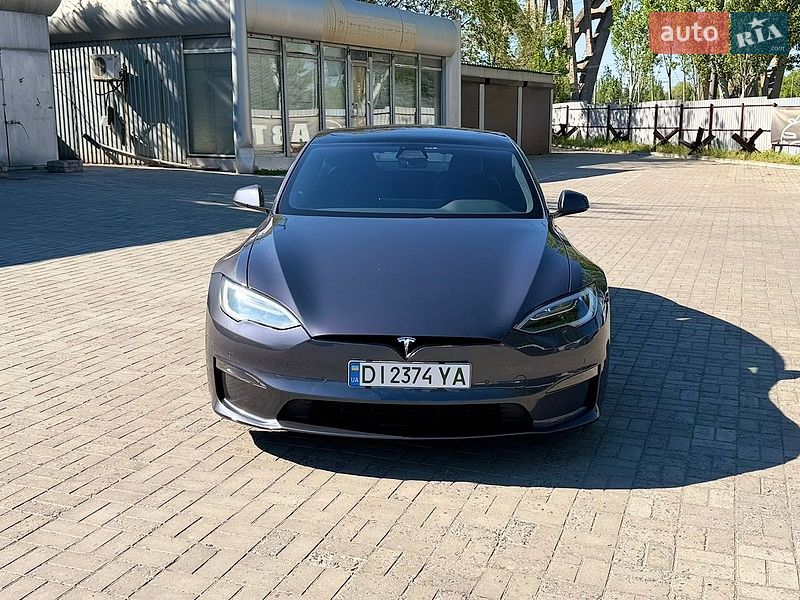 Ліфтбек Tesla Model S 2021 в Дніпрі