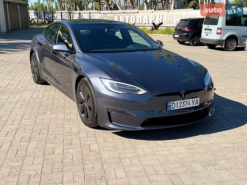 Ліфтбек Tesla Model S 2021 в Дніпрі фото 4 Ліфтбек Tesla Model S 2021 в Дніпрі