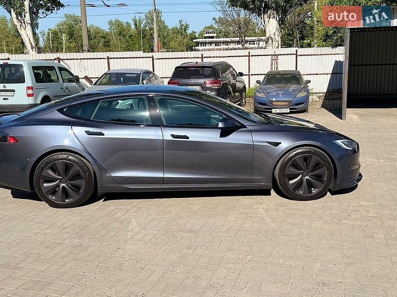 Ліфтбек Tesla Model S 2021 в Дніпрі