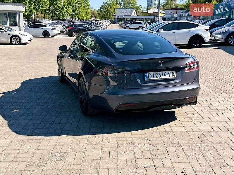 Ліфтбек Tesla Model S 2021 в Дніпрі фото 12 Ліфтбек Tesla Model S 2021 в Дніпрі