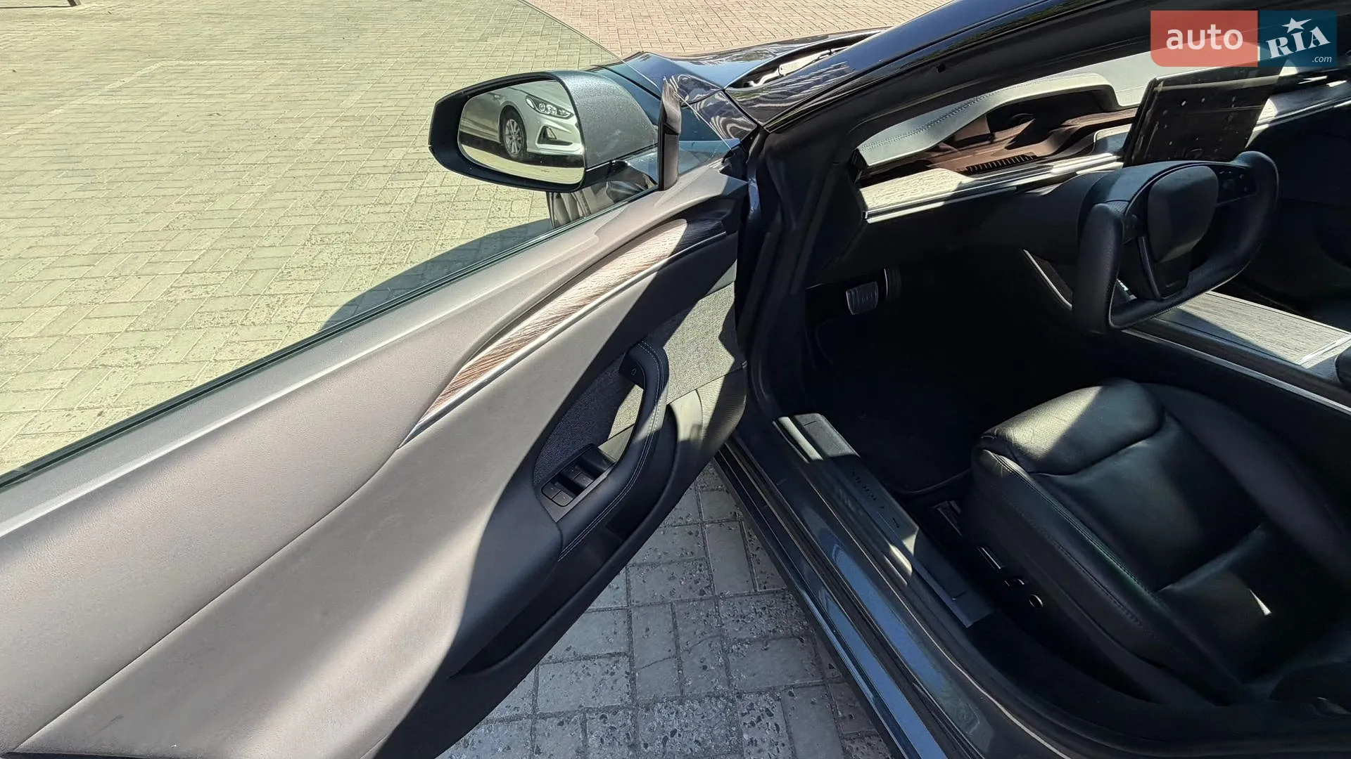 2021 Tesla Model S - мініатюра 18