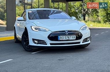 Ліфтбек Tesla Model S 2015 в Мукачевому