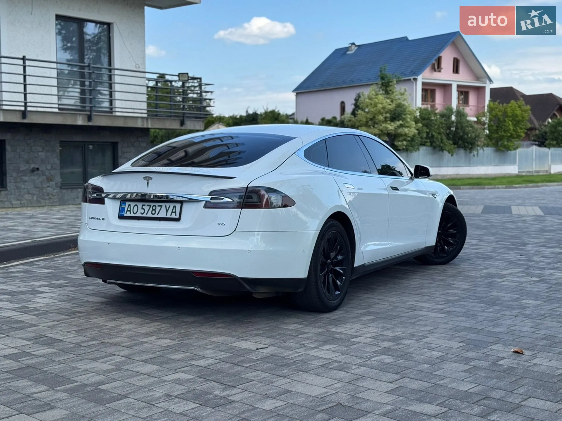 2015 Tesla Model S - мініатюра 9