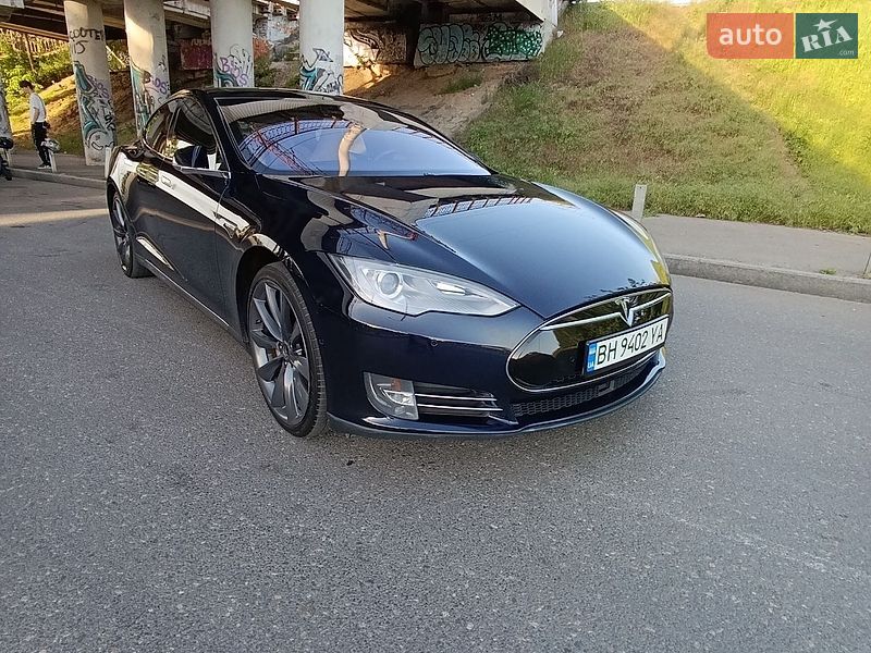 Tesla Model S 2014 Tesla Model S 2014