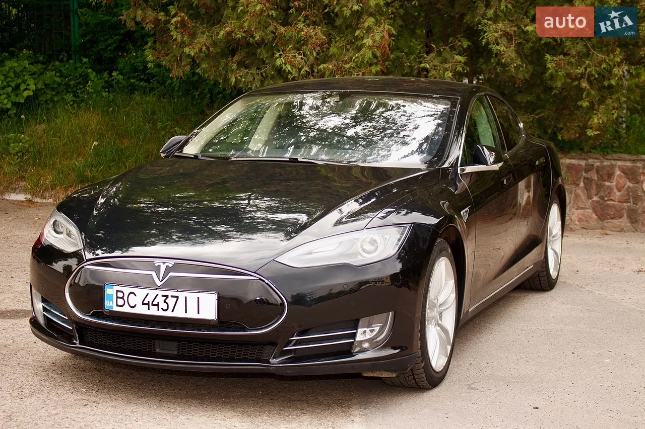 2015 Tesla Model S - мініатюра 15