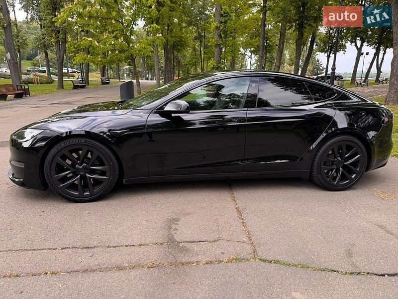 Ліфтбек Tesla Model S 2022 в Києві