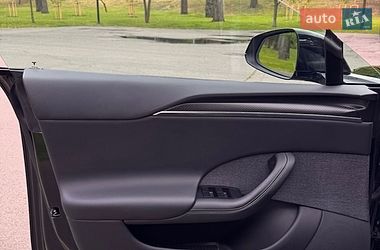 Ліфтбек Tesla Model S 2022 в Києві