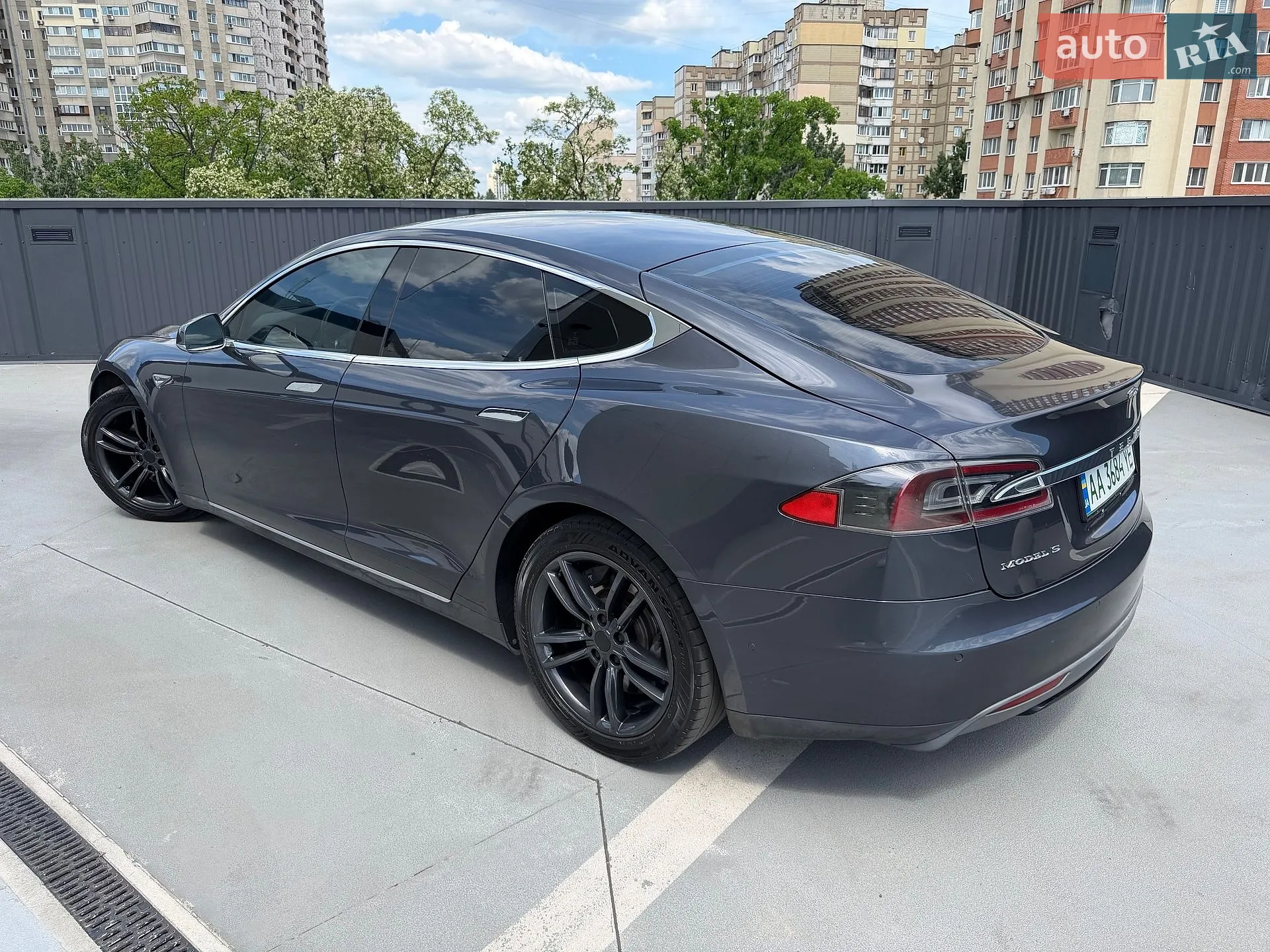 2015 Tesla Model S - мініатюра 26