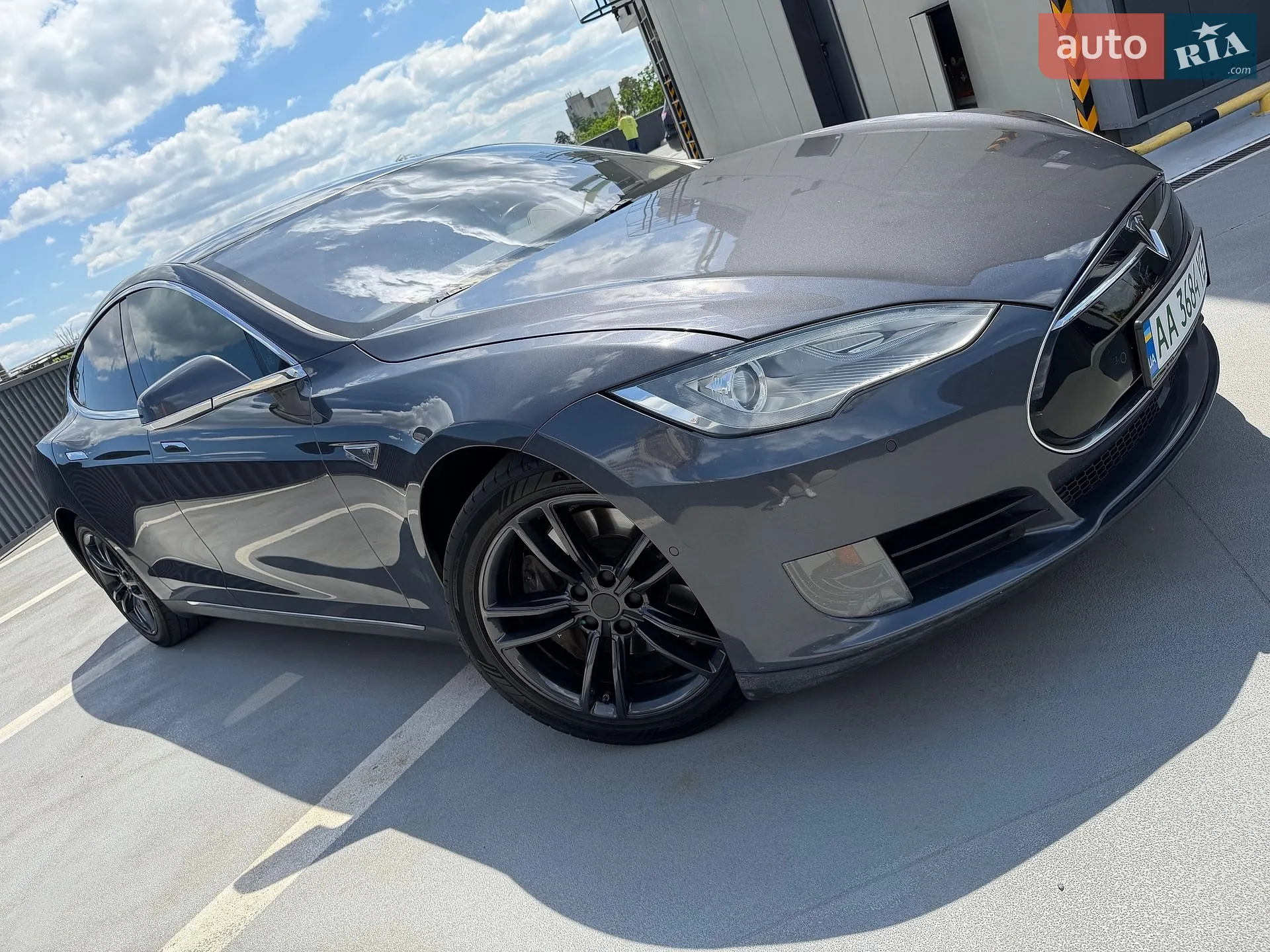 2015 Tesla Model S - мініатюра 39