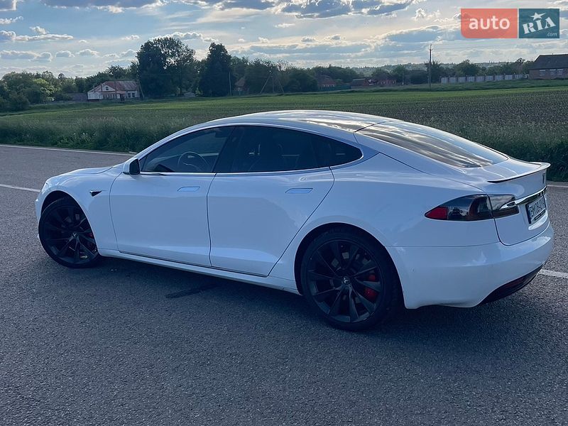 Ліфтбек Tesla Model S 2020 в Ромнах фото 14 Ліфтбек Tesla Model S 2020 в Ромнах