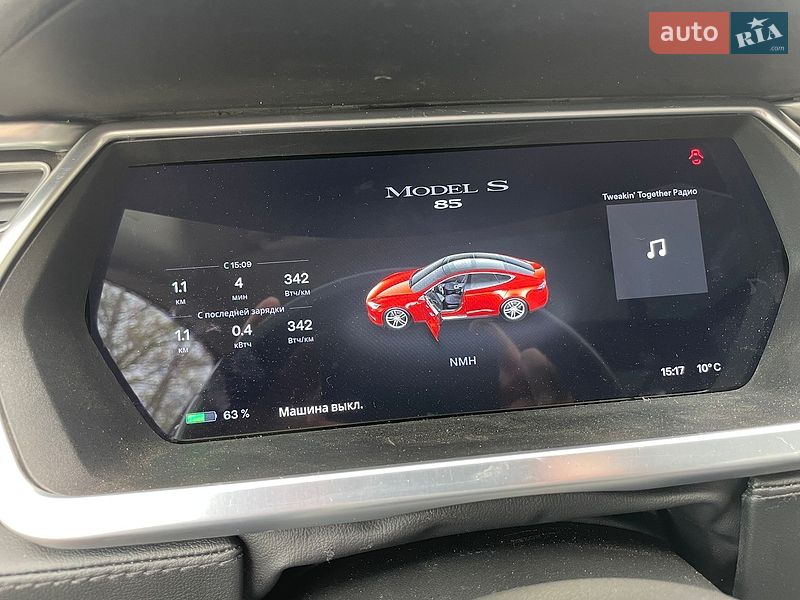Лифтбек Tesla Model S 2014 в Киеве