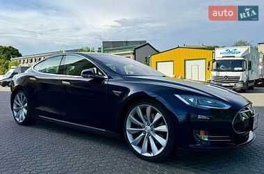 Лифтбек Tesla Model S 2014 в Одессе