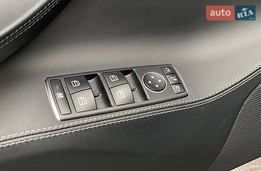 Ліфтбек Tesla Model S 2019 в Києві