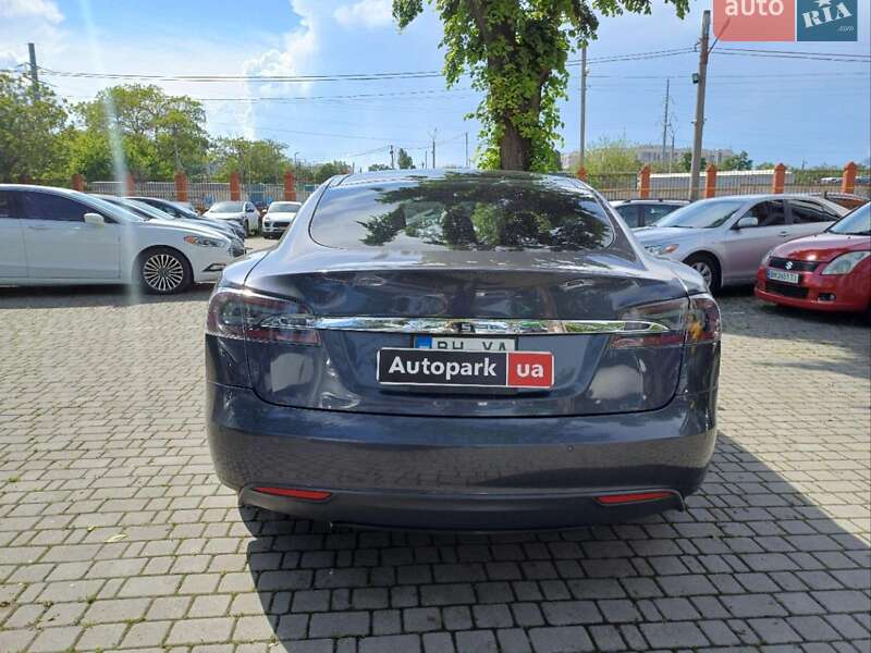 Лифтбек Tesla Model S 2015 в Одессе