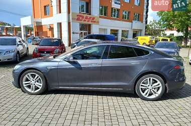 Лифтбек Tesla Model S 2015 в Одессе