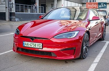 Лифтбек Tesla Model S 2022 в Киеве