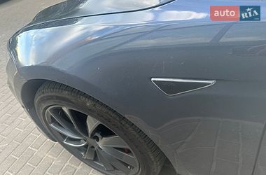 Ліфтбек Tesla Model S 2014 в Києві