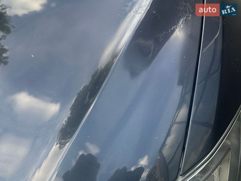 Ліфтбек Tesla Model S 2014 в Києві