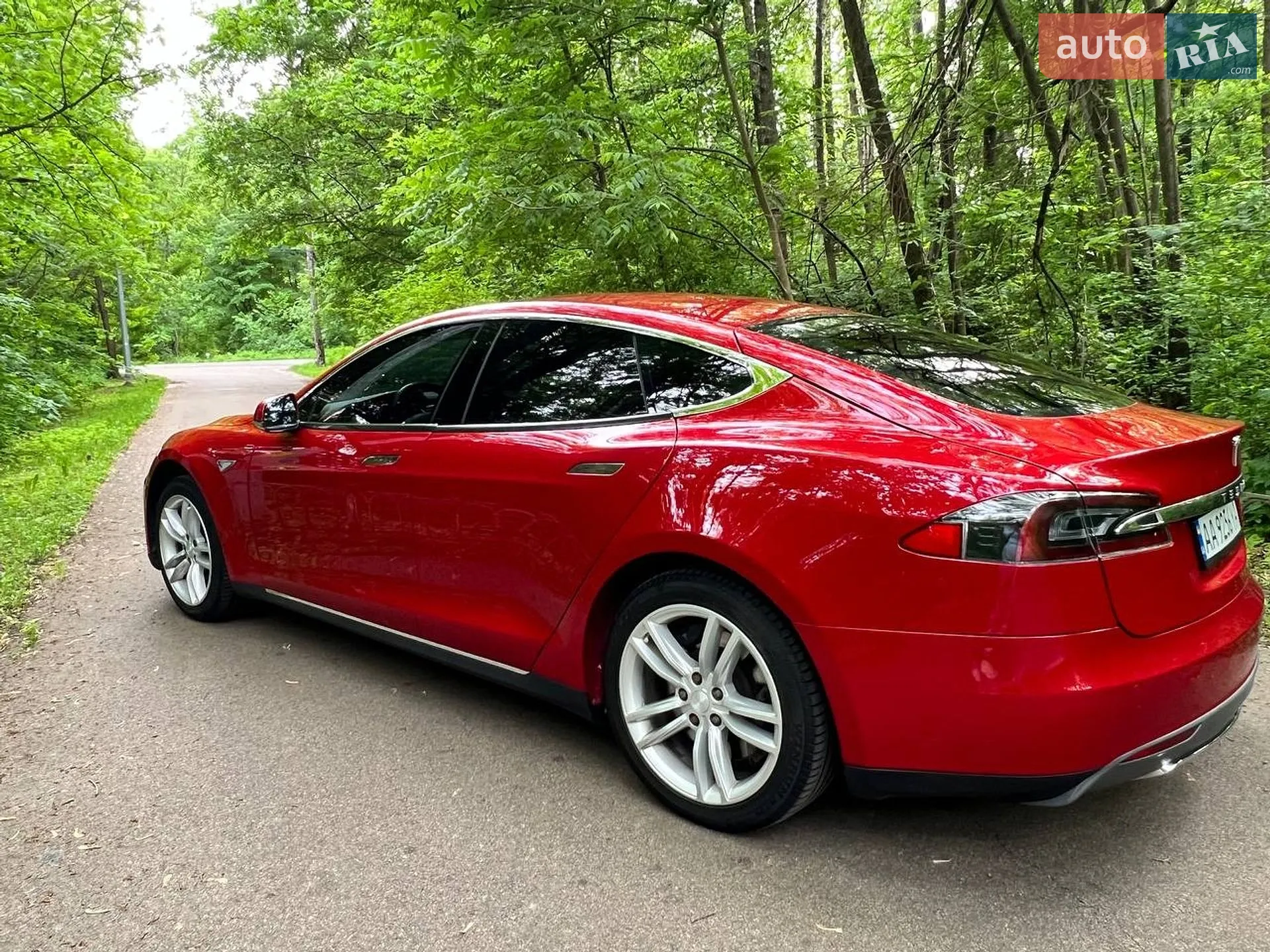 2014 Tesla Model S - мініатюра 3
