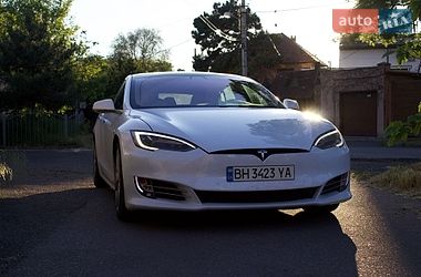 Лифтбек Tesla Model S 2020 в Одессе