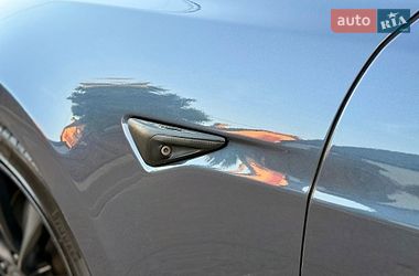 Лифтбек Tesla Model S 2017 в Дубно