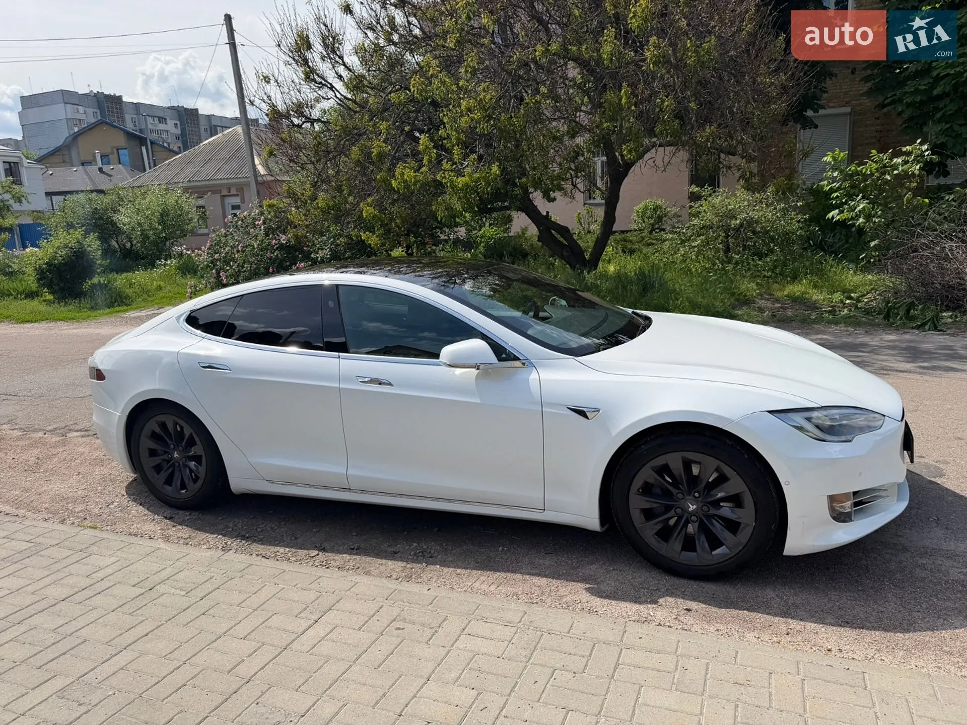 2018 Tesla Model S - фото 1