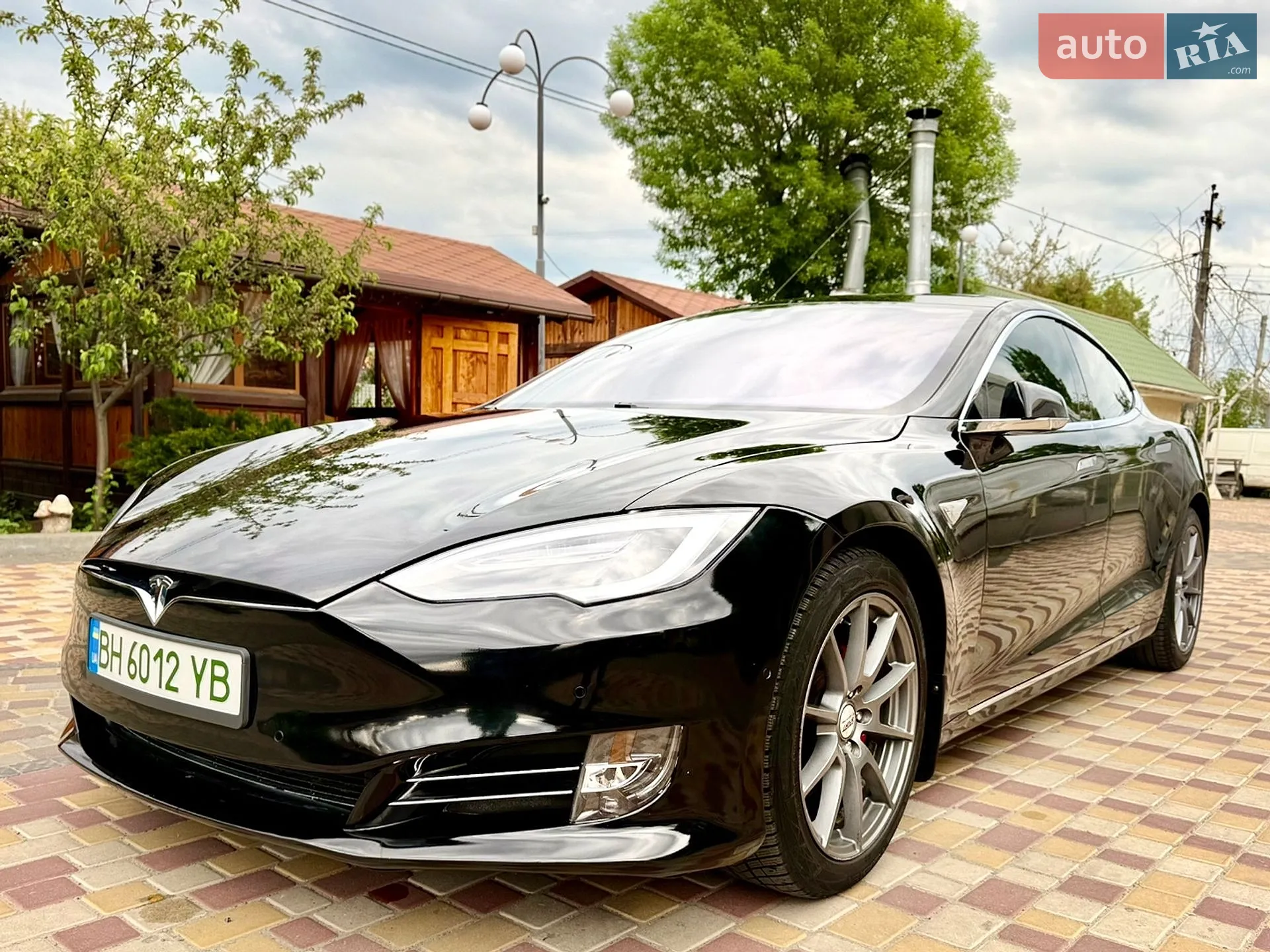 2016 Tesla Model S - фото 1