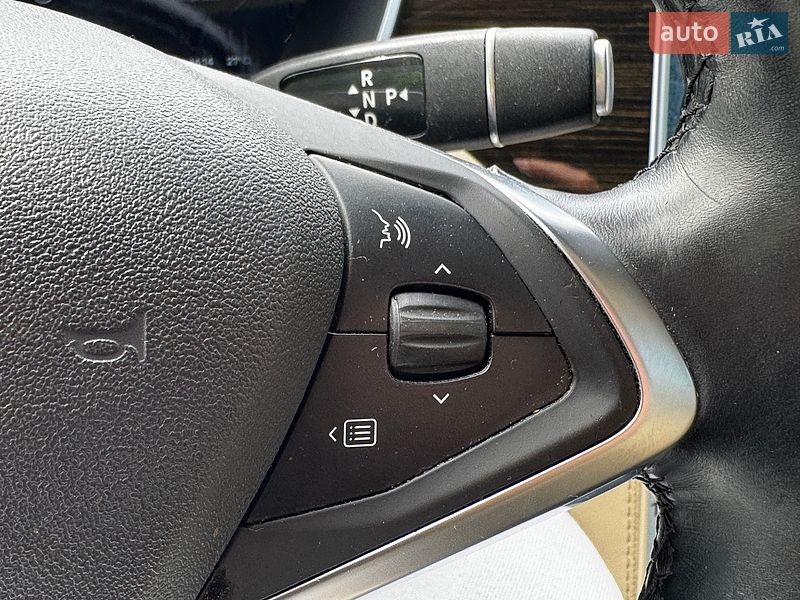 Ліфтбек Tesla Model S 2015 в Луцьку фото 24 Ліфтбек Tesla Model S 2015 в Луцьку