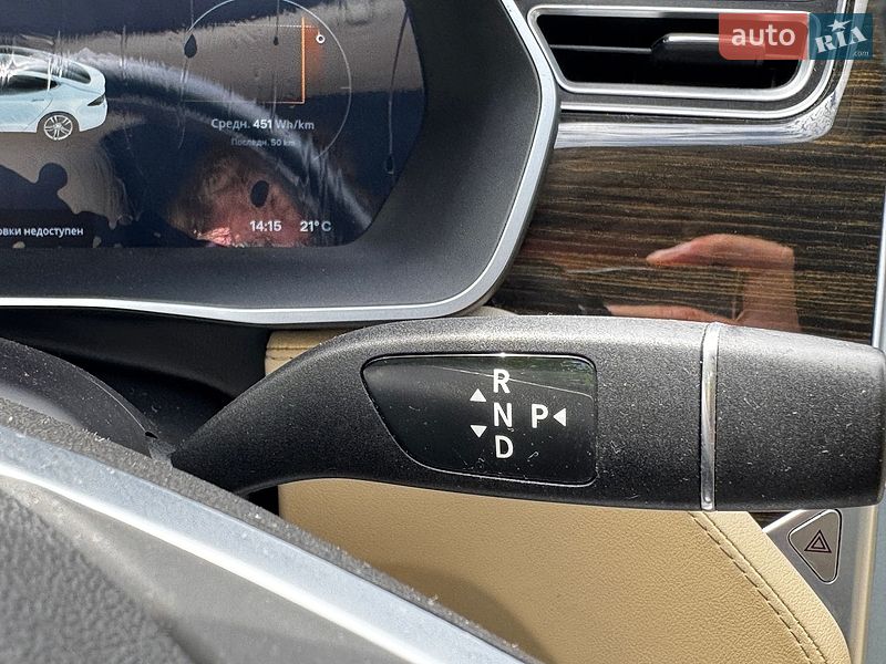 Ліфтбек Tesla Model S 2015 в Луцьку фото 25 Ліфтбек Tesla Model S 2015 в Луцьку