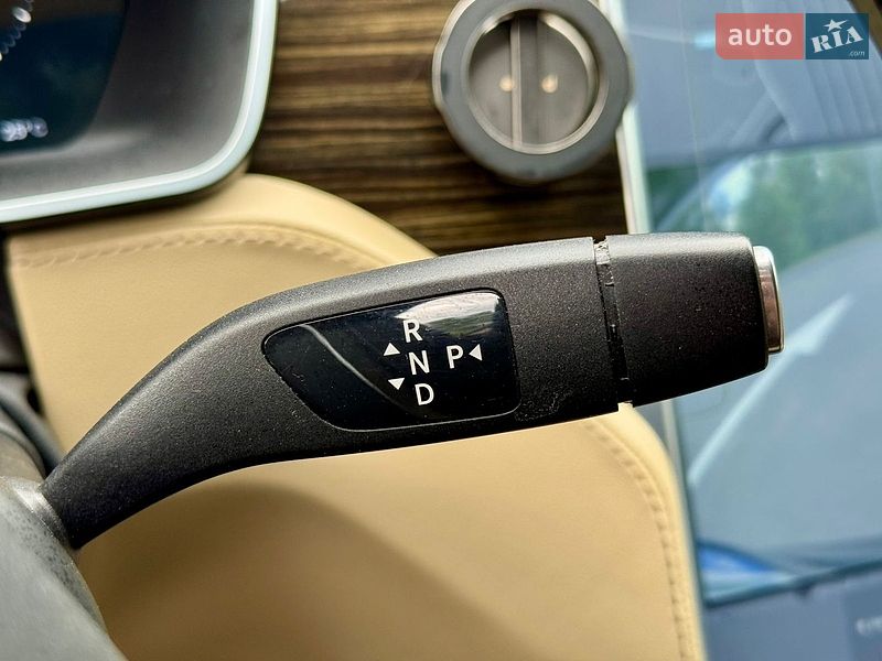 Лифтбек Tesla Model S 2014 в Буче