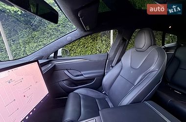 Лифтбек Tesla Model S 2022 в Киеве
