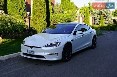 Лифтбек Tesla Model S 2022 в Киеве