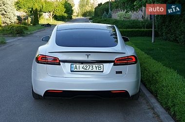 Лифтбек Tesla Model S 2022 в Киеве