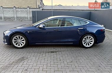 Ліфтбек Tesla Model S 2018 в Рівному