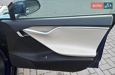 Ліфтбек Tesla Model S 2018 в Рівному