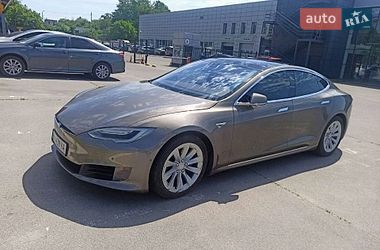 Лифтбек Tesla Model S 2016 в Харькове