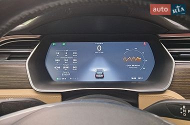 Ліфтбек Tesla Model S 2015 в Вінниці
