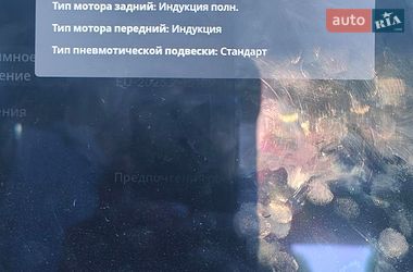 Лифтбек Tesla Model S 2016 в Виннице