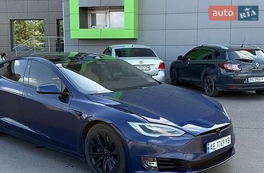 Лифтбек Tesla Model S 2018 в Кривом Роге