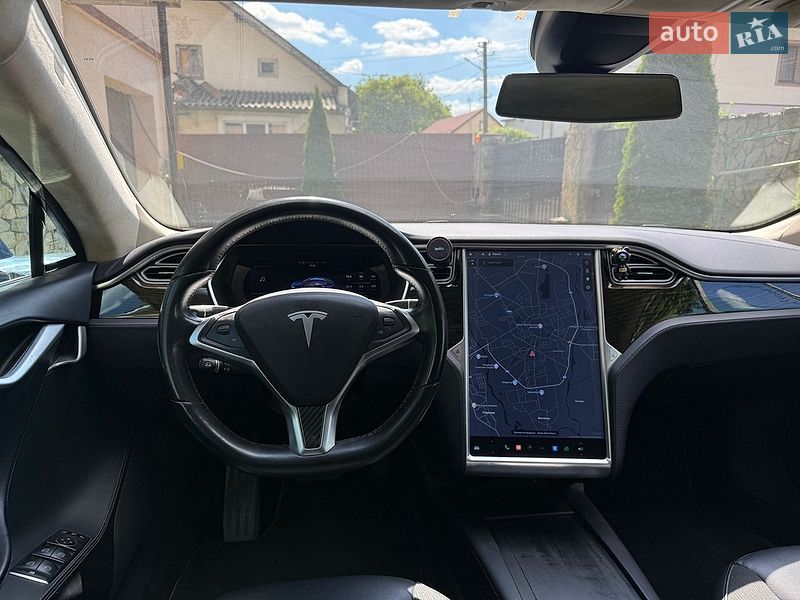 Лифтбек Tesla Model S 2016 в Ивано-Франковске фото 18 Лифтбек Tesla Model S 2016 в Ивано-Франковске